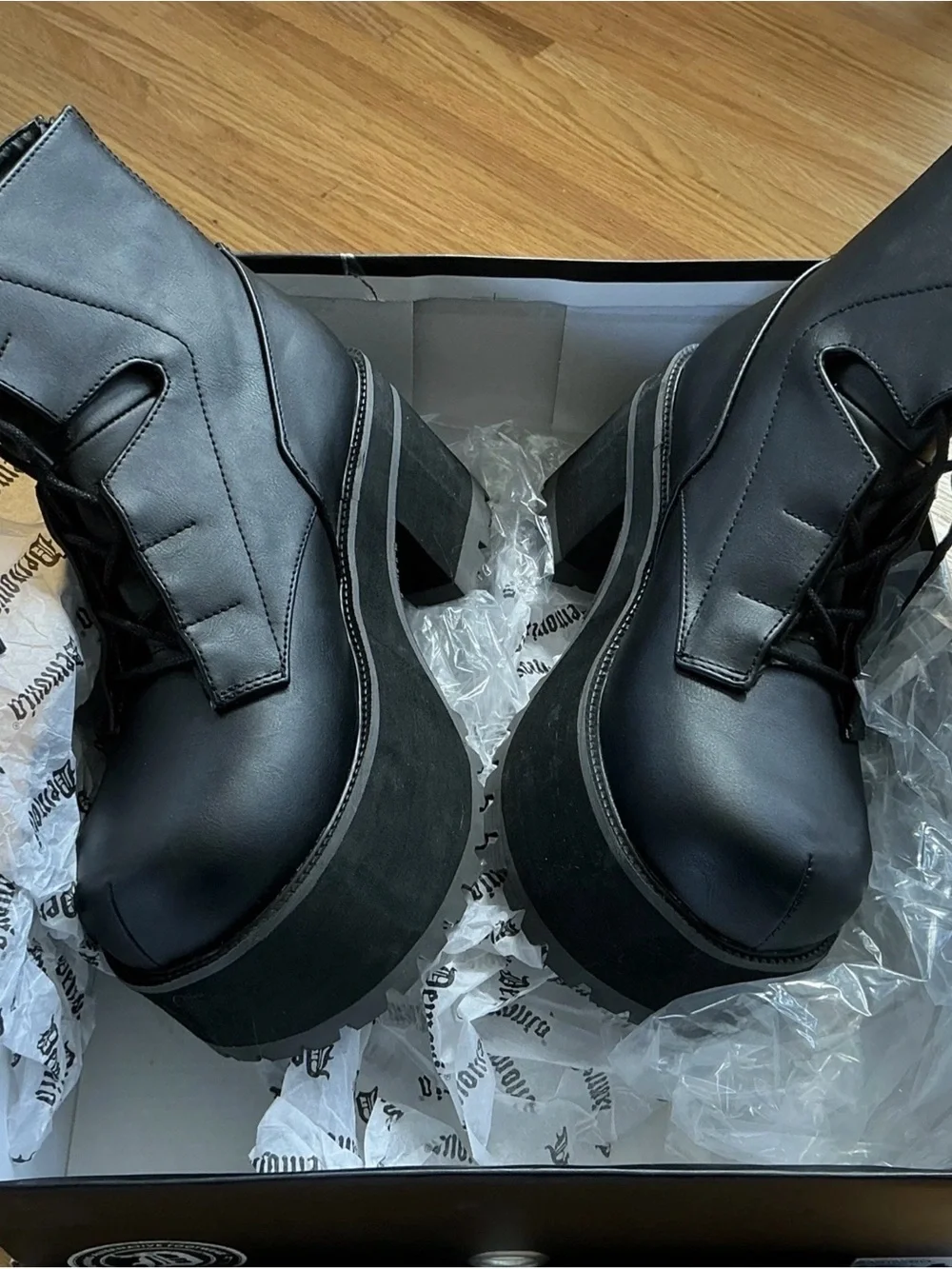 NEW DEMONIA-102 BLACK VEGAN LEATHER Platform Ankle Boots - Black 10 SHIPS FREE